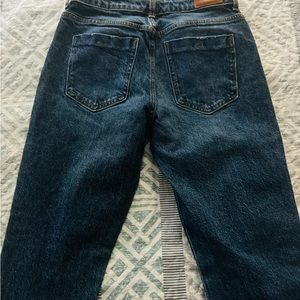 Zara jeans size 2. Wore once only
